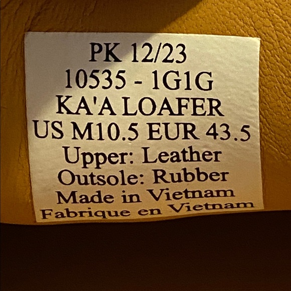 OluKai Ka'A Loafer. Men's 10.5M. - Picture 7 of 7